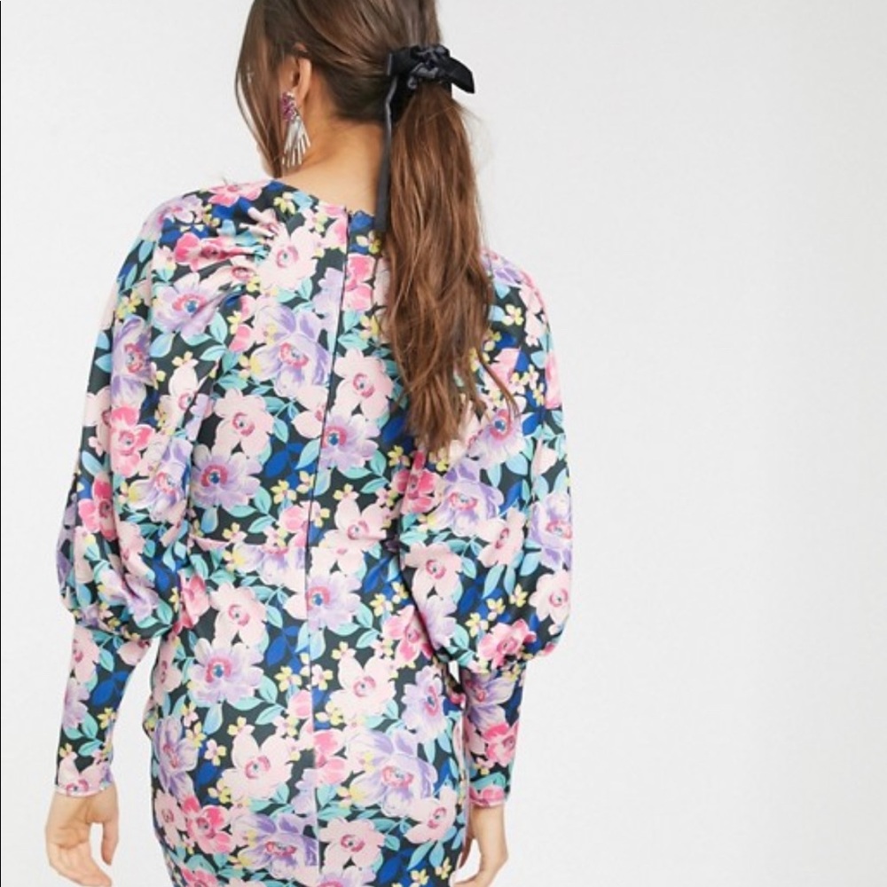 Floral dress - Picture 2 of 3